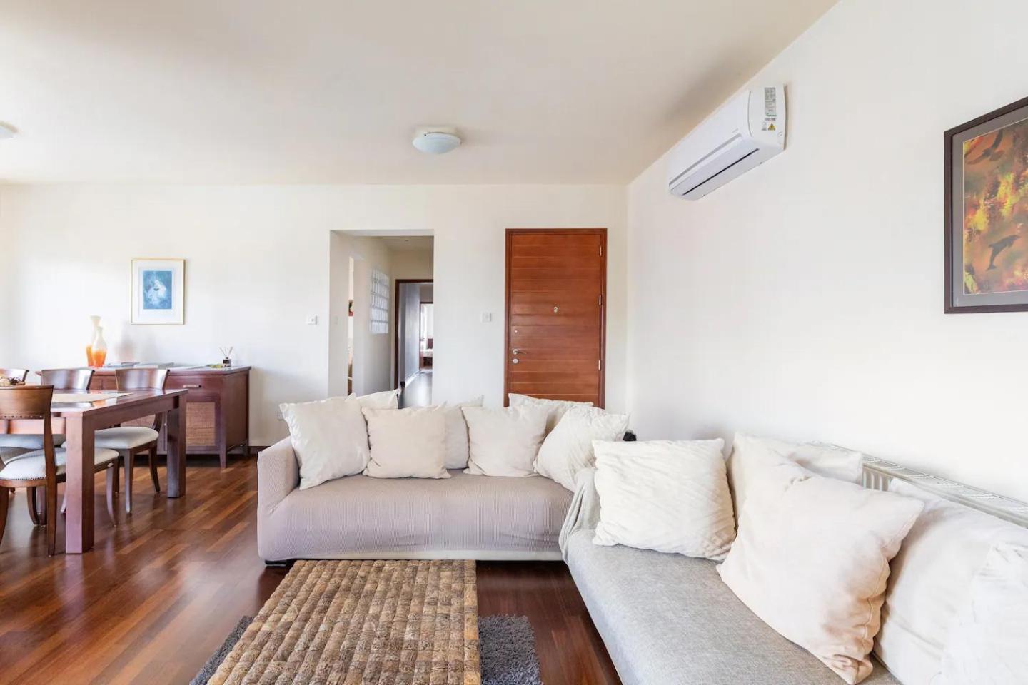 Warm Residence In The Heart Of The City Center - Balcony & View Nicosia Exterior photo